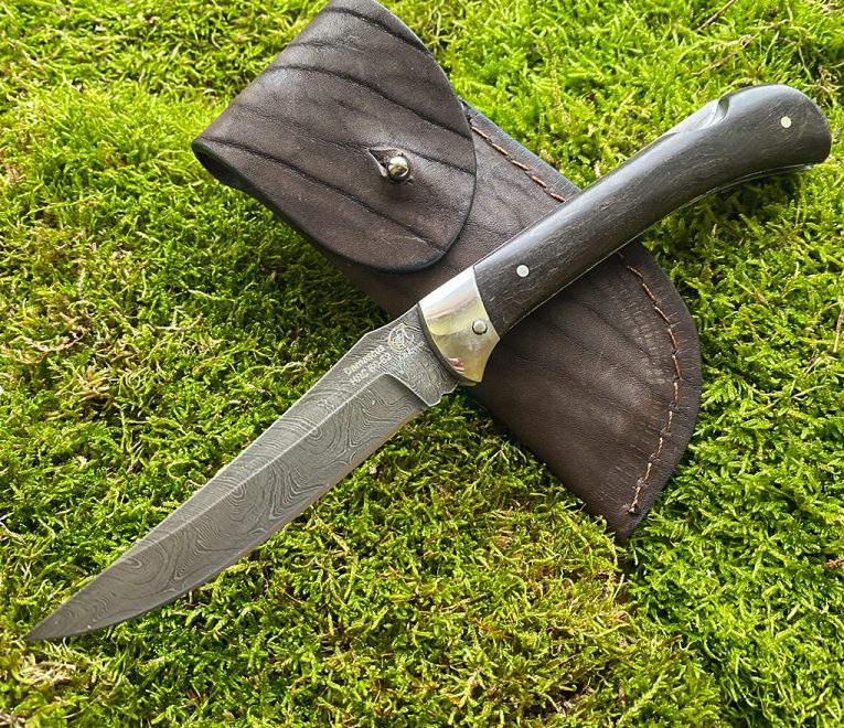 Kišeninis peilis - kaltinio Damasko plieno geležtė