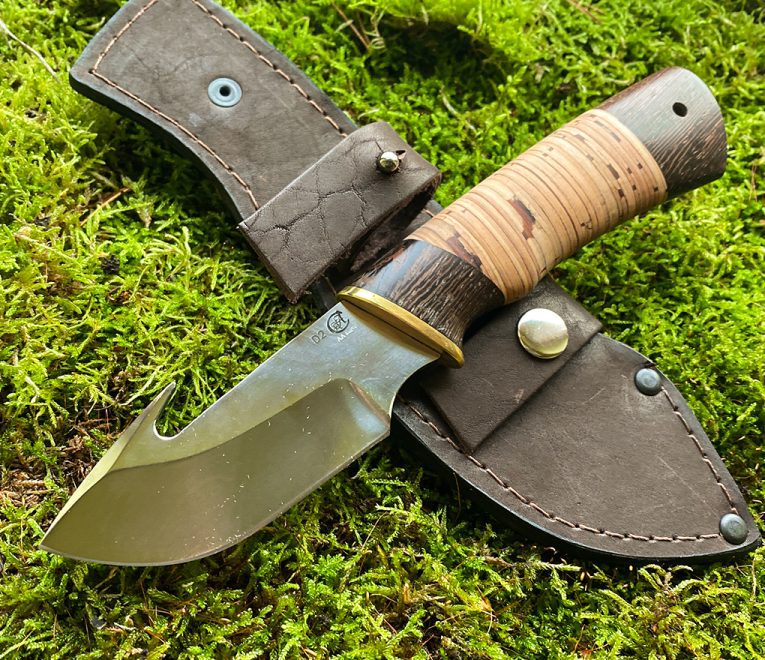 Nuga ''HOOK'' - Rootsi Bohler-Uddeholm käsitsi sepistatud D2 terasest nuga