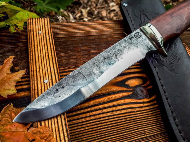 aaknives-hand-forged-damascus-steel-blade-knife-handmade-custom-made-knife-handcrafted-knives-autinetools-northmen-2-2-5