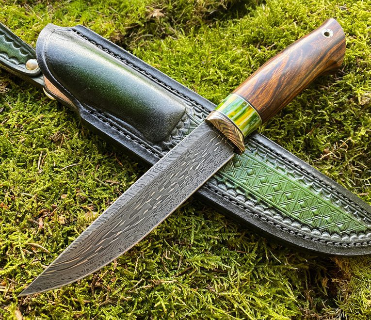 Knife "WHALE"- Mosaic Damascus steel, handle Makume, Stabilized mammoth tooth