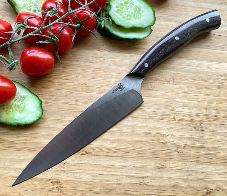 Vidutinio dydžio virtuvinis peilis - aukštos kokybės kaltinis nerūdijantis plienas