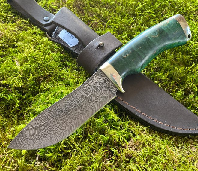 Kniv ''WILD BOAR'' - handsmidd i Damaskusstål