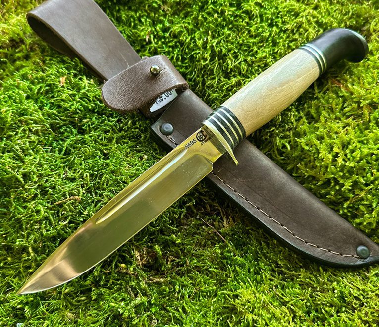 Veitsi ”FINKA” taottu ruostumattomasta teräksestä valmistettu veitsi, taottu ruostumaton teräs 59 HRC