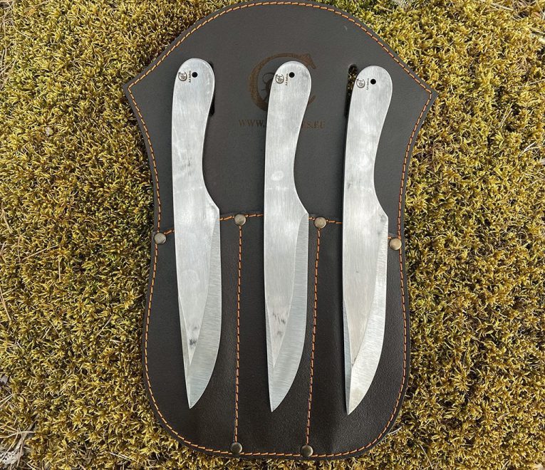 Metamie naži 3 gabalu komplekts ar ādas maku komplektā