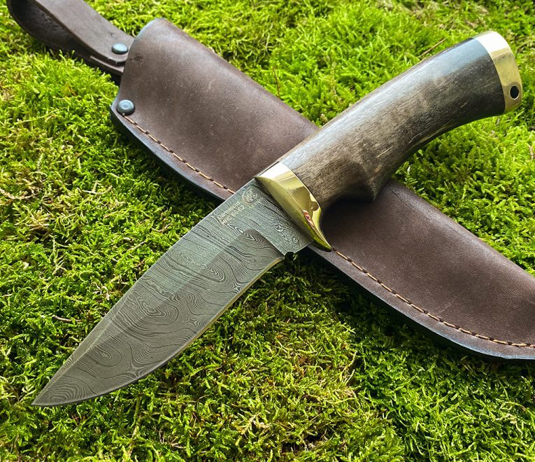 Nuga ''LYNX'' - käsitsi sepistatud Damaskuse terasest tera