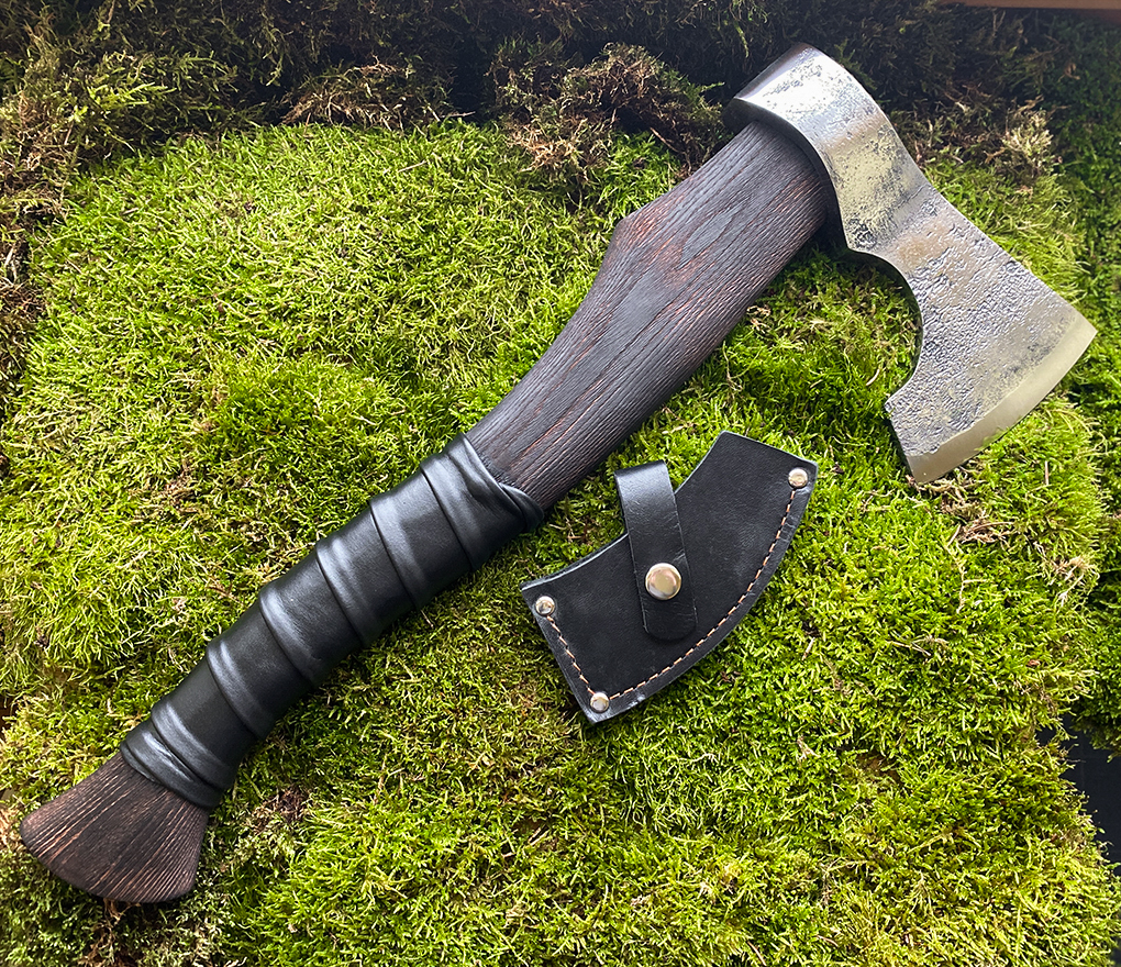 AXE - steel 9HS with forging marks