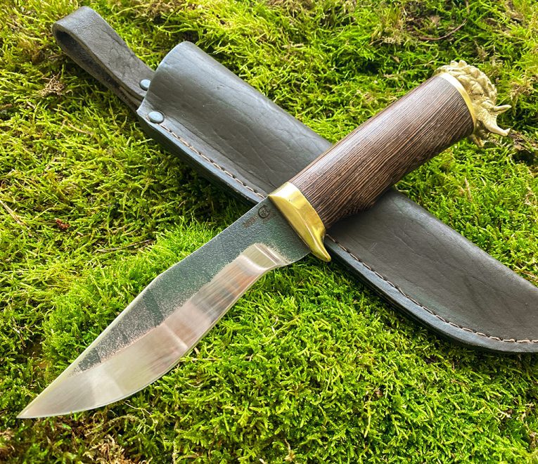 Veitsi ''PREDATOR'', ruotsalainen Bohler-Uddeholm N695 ruostumaton veitsiteräs