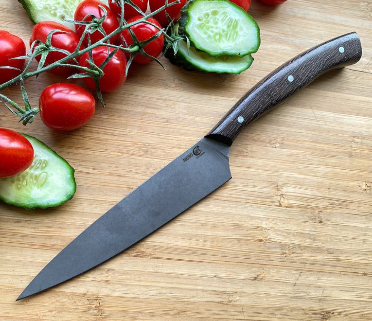 Vidutinio dydžio virtuvinis peilis - aukštos kokybės kaltinis nerūdijantis plienas