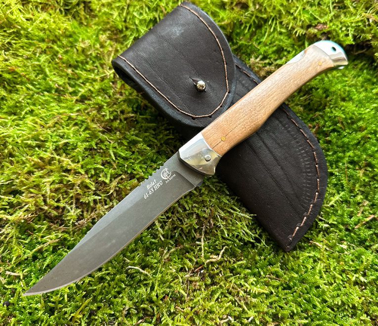 Ar rokām kalts Bulat-Wootz tērauda salokāms - kabatas nazis