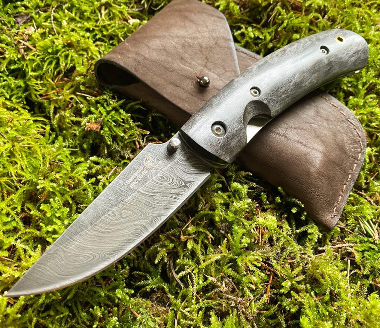 Folding knife "FINKA" - Hand forged Damascus steel