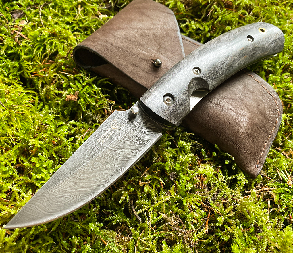 Folding knife "FINKA" - Hand forged Damascus steel