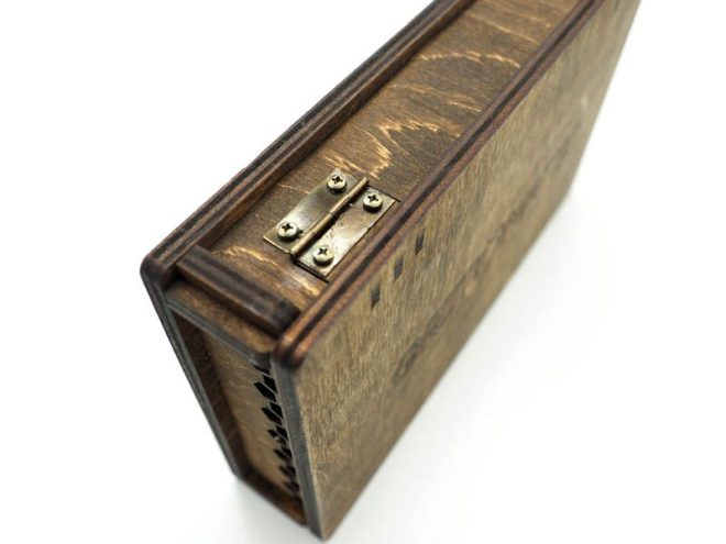 A wooden storage case for 6 stones - Image 4